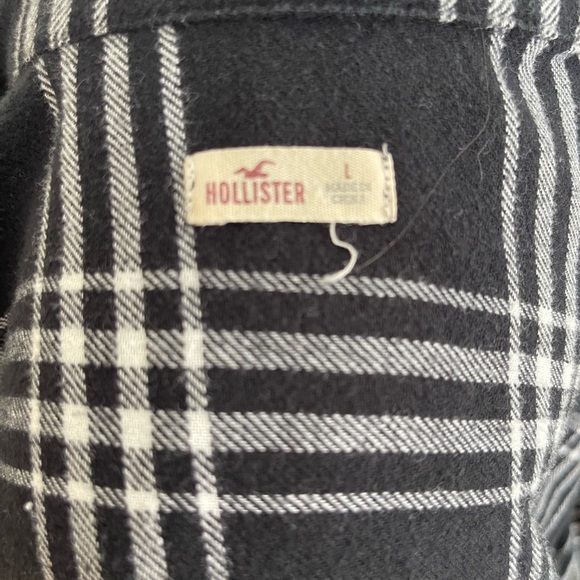 Hollister. Women’s L. Flannel. Black and white. - Picture 4 of 5